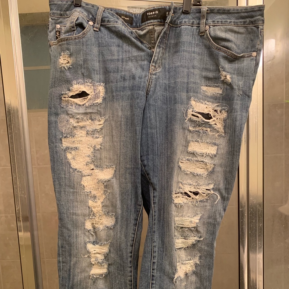 Torrid Premium Size 22 Distressed Boyfriend Jeans